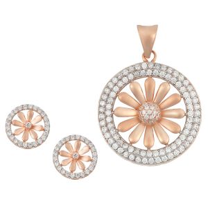 18k Gold Floral Round Pendant Set