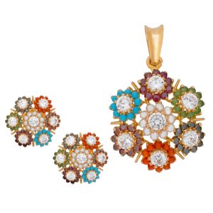 22k Gold Floral Multi Gems Pendant