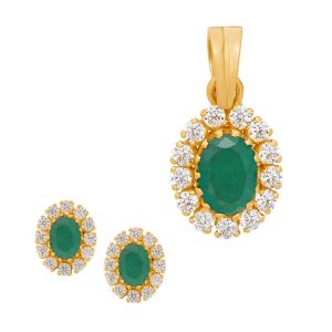 22k Gold Emerald Halo Pendant Set