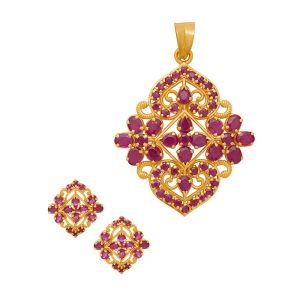 22k Gold Embellishing Ruby Pendant Set