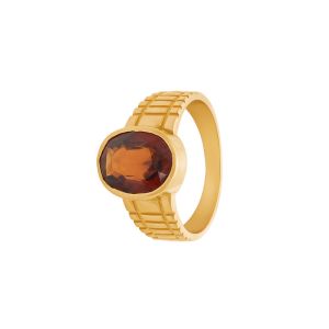 22k Gold Oval Garnet Etched Ring